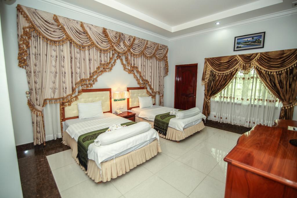 Monorom 2 Vip Hotel Kampong Cham Exterior foto