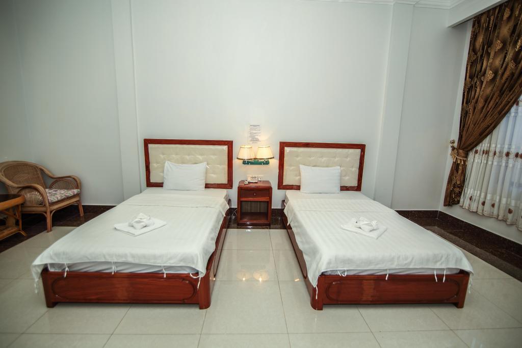 Monorom 2 Vip Hotel Kampong Cham Exterior foto