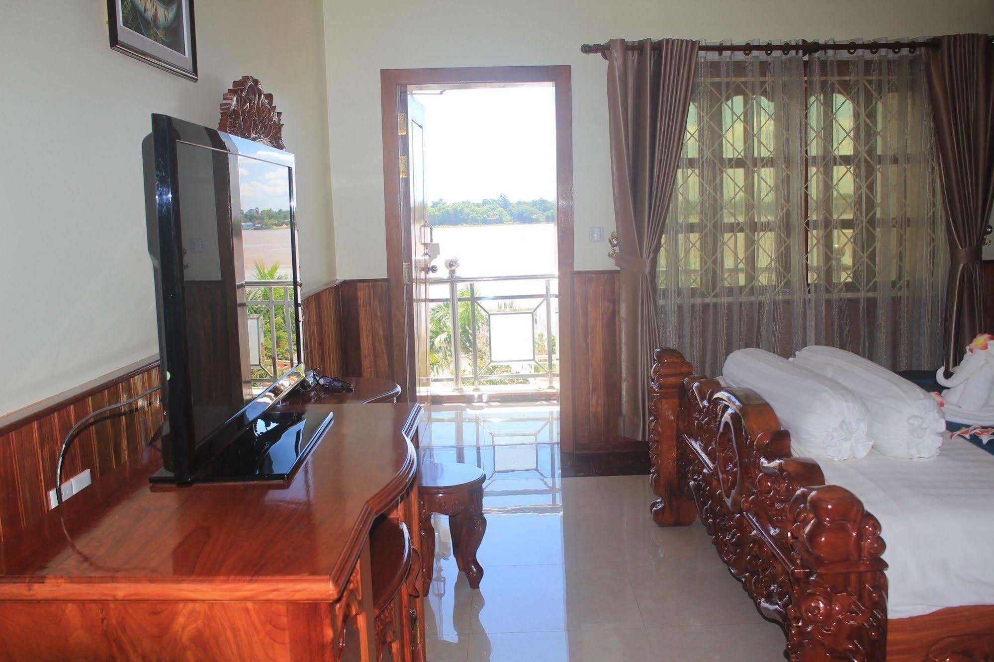 Monorom 2 Vip Hotel Kampong Cham Exterior foto
