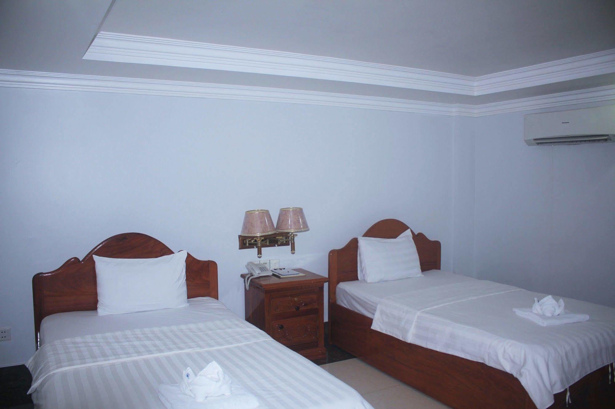 Monorom 2 Vip Hotel Kampong Cham Exterior foto